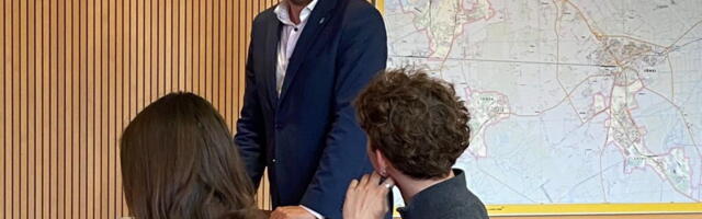 Мэр Кохтла-Ярве: Из тракториста не получится учителя за один день, уж извините