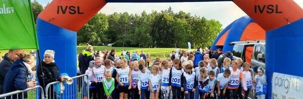 Тойлаский народный бег выиграл марафонец Роман Фости