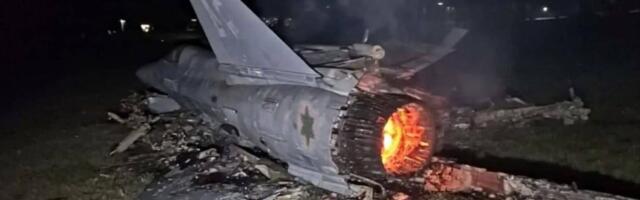 Правдиво ли это фото сбитого Ираном израильского истребителя F-35?