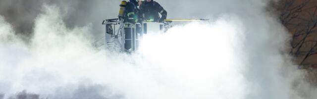 Под Таллинном открытым пламенем горел двухэтажный жилой дом