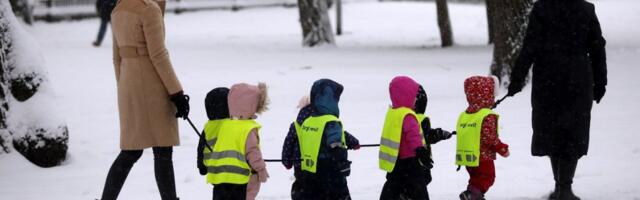 Рижская дума поддержала закрытие и реорганизацию школ и детских садов