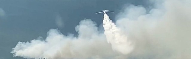Якутск окутан дымом из-за лесных пожаров, в городе закрыт аэропорт