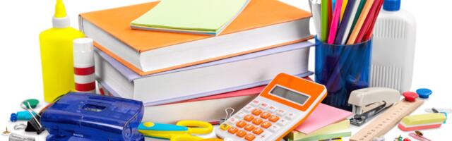 Родители нарвских первоклассников могут ходатайствовать на получение школьного пособия