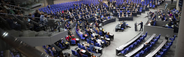 Бундестаг одобрил закупку вооружений на 50 млрд евро