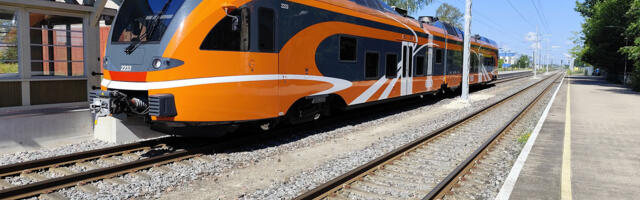 Министерство выделило средства на зарплату машинистов: движение поездов будет восстановлено