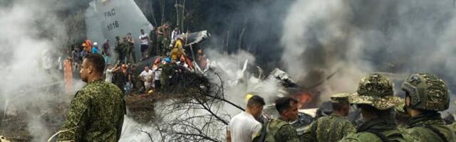 В Колумбии разбился военный самолет: на борту было 125 человек