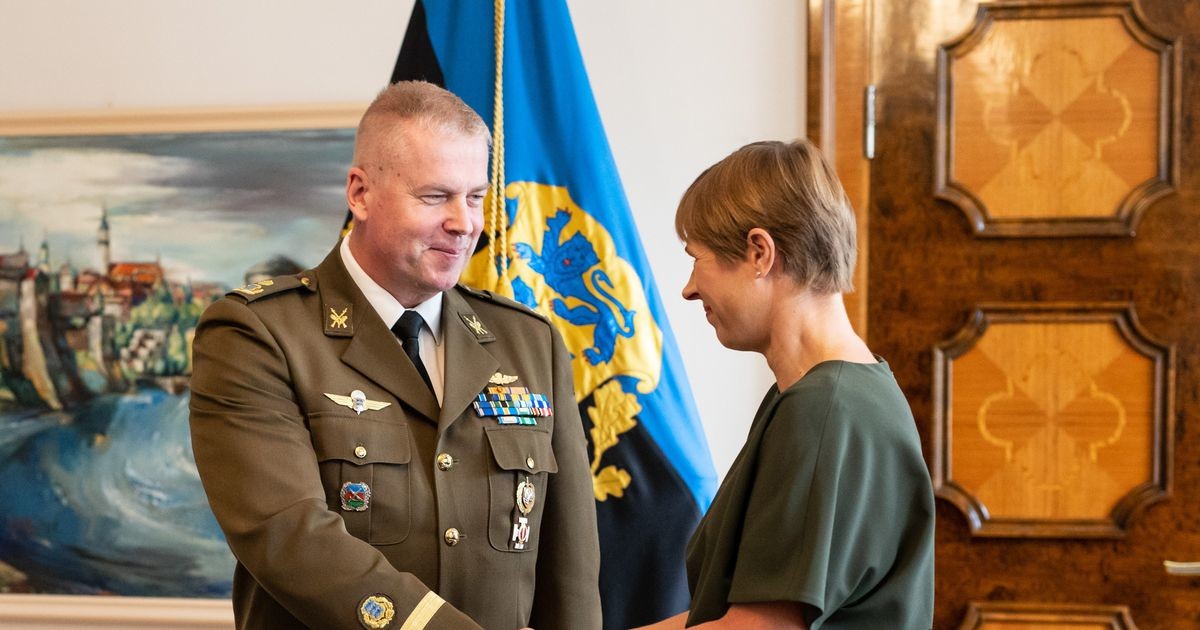 Премьер эстонии с сыном фото