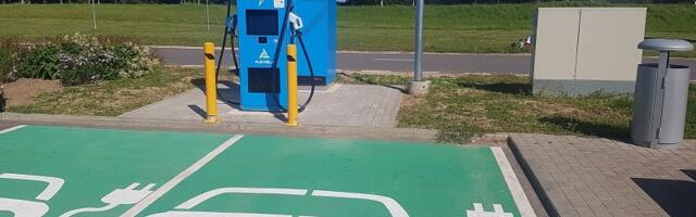 Рийгикогу поддерживает отмену избыточных требований для электромобилей