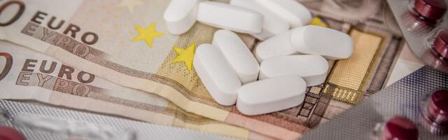 Суд приговорил нелегально торговавшего лекарствами аптекаря почти к 13 годам тюрьмы