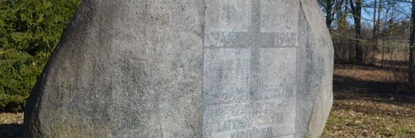 Обвиненный в осквернении мемориала легионеров оправдан в Литве