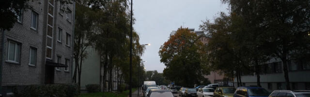 В районе улицы Асундусе завершается обновление уличного освещения