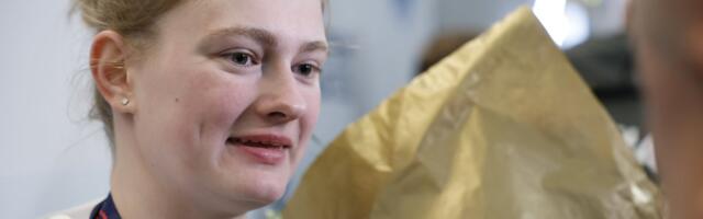 ВИДЕО | „ Я видела множество эстонских флагов и чувствовала, что все болеют за меня“. Трехкратная чемпионка Европы Ефимова вернулась домой