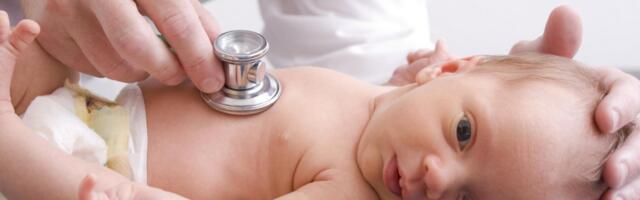 За 11 месяцев число новорожденных в Латвии сократилось на 9,8%