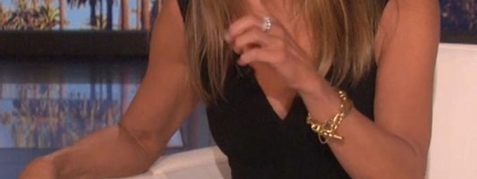 Дженнифер Энистон приревновала Брэда Питта к его новой подружке