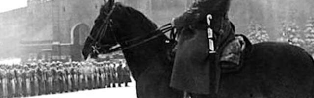 Правда ли, что Будённый отстреливался от НКВД из пулемёта?