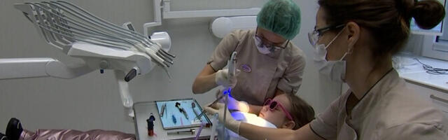 Обязательная страховка дорожает и становится серьезным бременем для логопедов и стоматологов