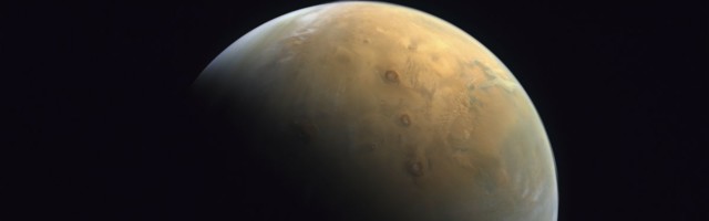 Вертолет НАСА совершил десятый полет на Марсе на рекордной высоте