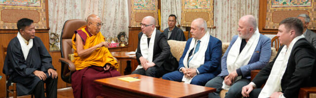 Члены Рийгикогу встретились в Индии с Далай-ламой