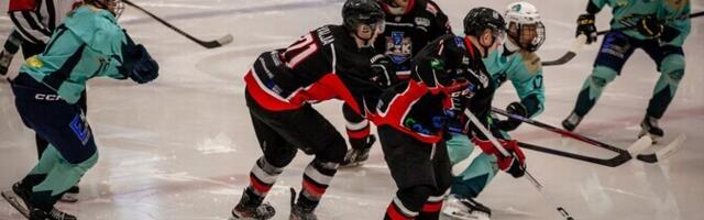 ЧЭ по хоккею: команда из Нарвы стала первым финалистом, ее соперник пока не определен