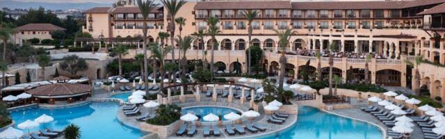 Пафос весной: солнечные дни, пустые пляжи и роскошный отдых в Elysium