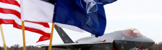 НАТО утвердила оборонные планы для стран Балтии и Польши