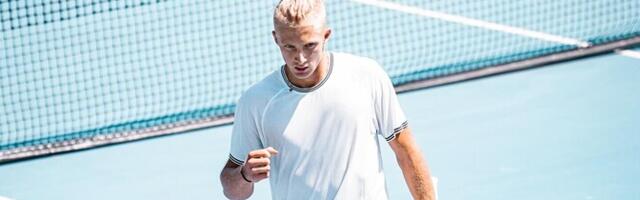 Марк Лаял вышел в полуфинал теннисного турнира во Франции