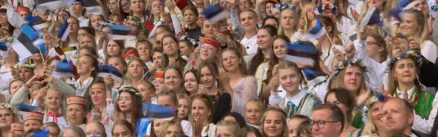 Потерянные на Празднике песни и танца вещи ждут своих владельцев