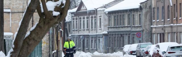 Клейнбергс оценивает уборку улиц Риги от снег на 6-7 баллов