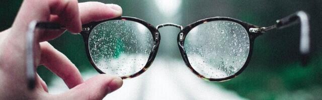 Близорукость распространяется в мире эпидемическими темпами и начинается в школьном возрасте