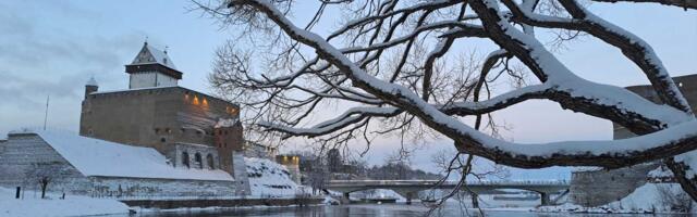 Из-за ледяного дождя условия на дорогах утром сложные
