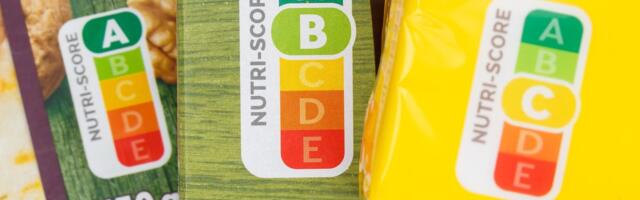 Государство хочет бороться с лишним весом при помощи „пищевого светофора“