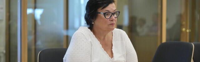 Мэра Нарвы Катри Райк отправили в отставку, ее замещать будет Елена Голубева