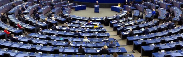 ЕС введет 15 апреля ответные пошлины на импорт из США