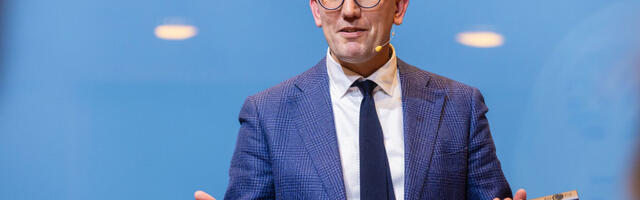 Опрос: подавляющее большинство по-прежнему недовольно работой премьер-министра