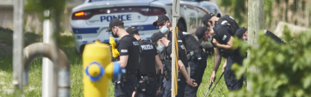 В Канаде водитель умышленно сбил семью мусульман