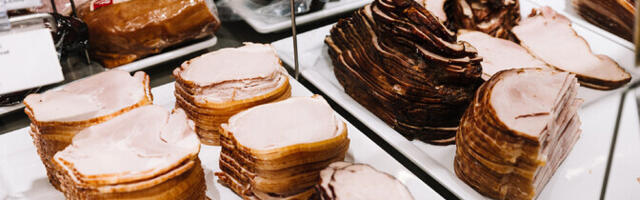 Март в продуктовых магазинах: говядина и бройлер продолжают дорожать