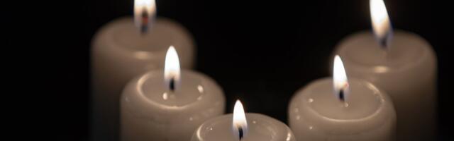 Свечи, елки и пожары: спасатели напоминают о правилах безопасности перед праздниками