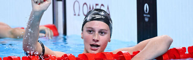 Канадка Саммер Макинтош заметно улучшила мировой рекорд в плавании на 400 м вольным стилем