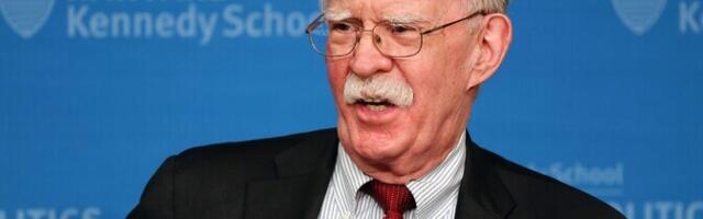 Экс-советнику Трампа Болтону предъявили уголовные обвинения