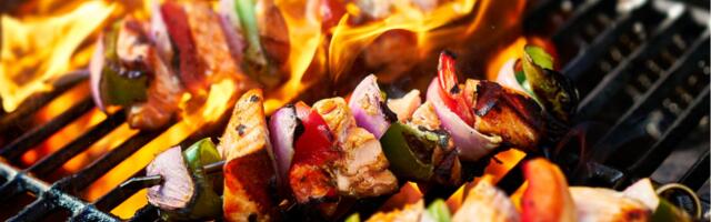 Назван самый вкусный в Эстонии куриный шашлык