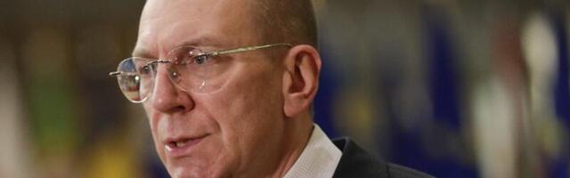 Латвия не будет выдавать гуманитарные визы бегущим из страны россиянам