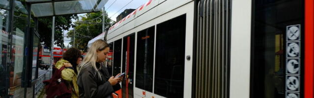 Сохранение в Таллинне бесплатного общественного транспорта поддерживают три партии