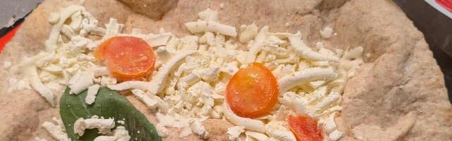 Клиент купил в магазине пиццу, но то, что он обнаружил в коробке, его сильно расстроило