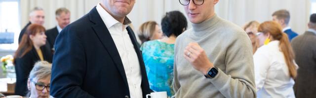 ГРАФИКИ | Партия реформ теряет позиции. Кто в лидерах рейтинга? 