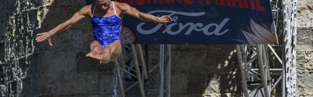 ВИДЕО | Канадская спортсменка чудом избежала трагедии при прыжке с 22-метровой платформы — „Самый страшный момент в моей жизни!“