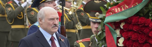 В Беларуси разрешили привлекать армию к борьбе с протестами