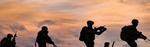 В Эстонии начались военные учения „Молния“. Силы обороны просят водителей запастись терпением и временем