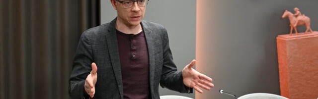 Оя: увеличение числа чиновников в Таллинне обойдётся налогоплательщикам почти в 800 000 евро