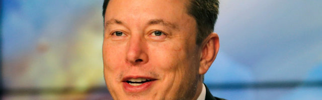 Илон Маск обругал на русском языке бывшего американского министра