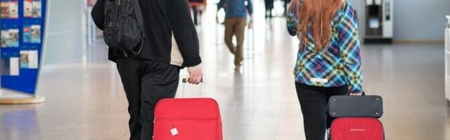 С нового года пауэрбанк в самолете должен быть легко доступен, например находиться в кармане